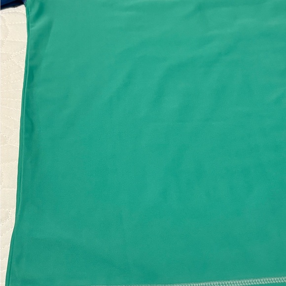 Gap Swim Rash Guard- Boys Size L - Picture 11 of 14